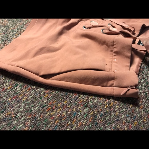 EXPRESS SHORTS!!!! - Picture 5 of 5